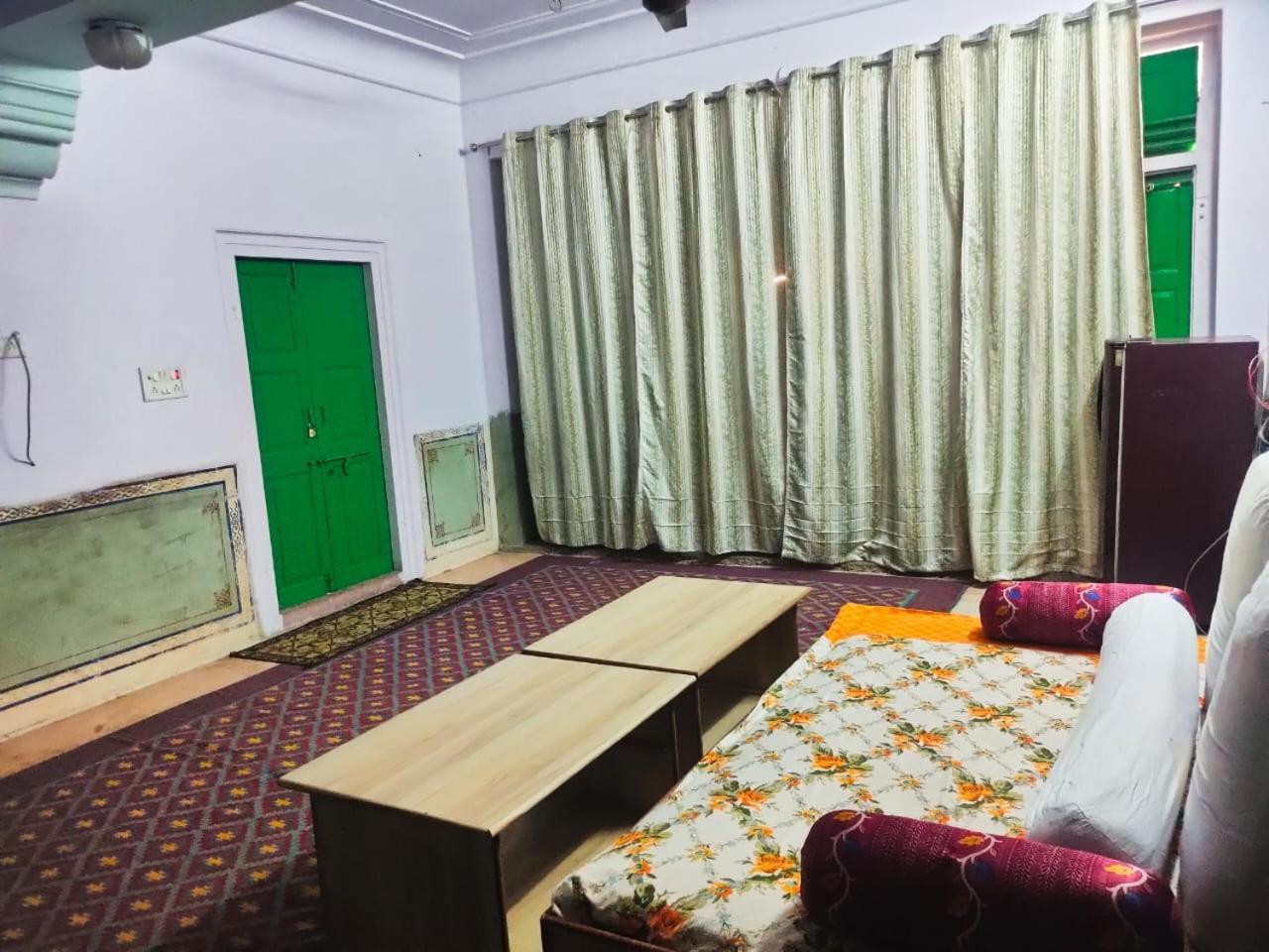 Friend India Hotel ชัยปุระ ภายนอก รูปภาพ